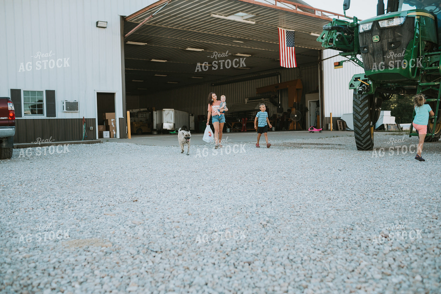 Farm Family Greeting Farmer in Sprayer 6222