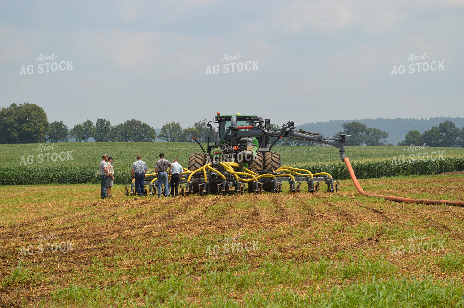 Spreading Manure 213008