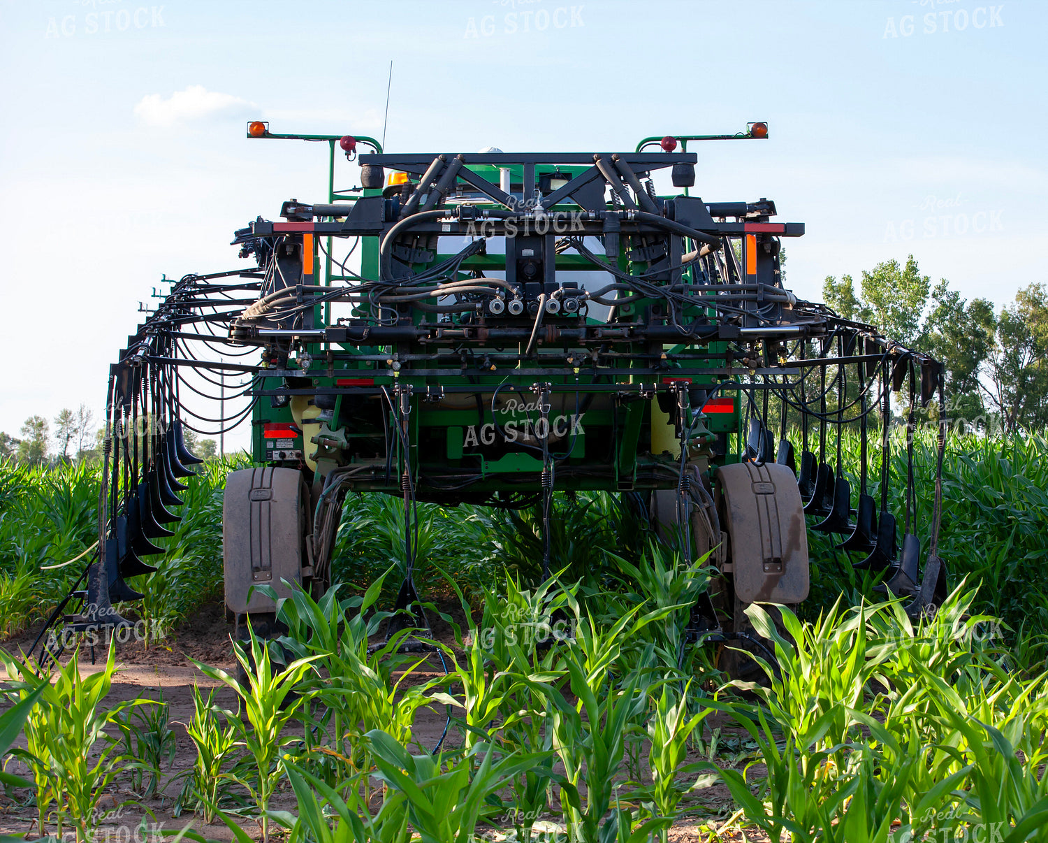 Self-Propelled Y Drop Sprayer 132035