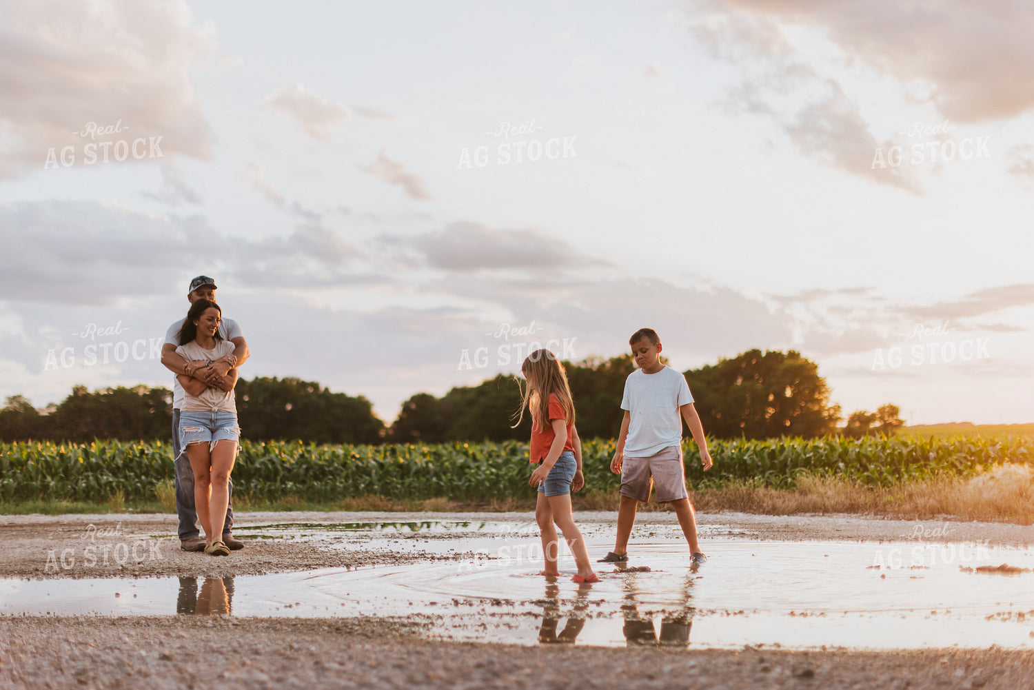 Farm Family Playing 8840