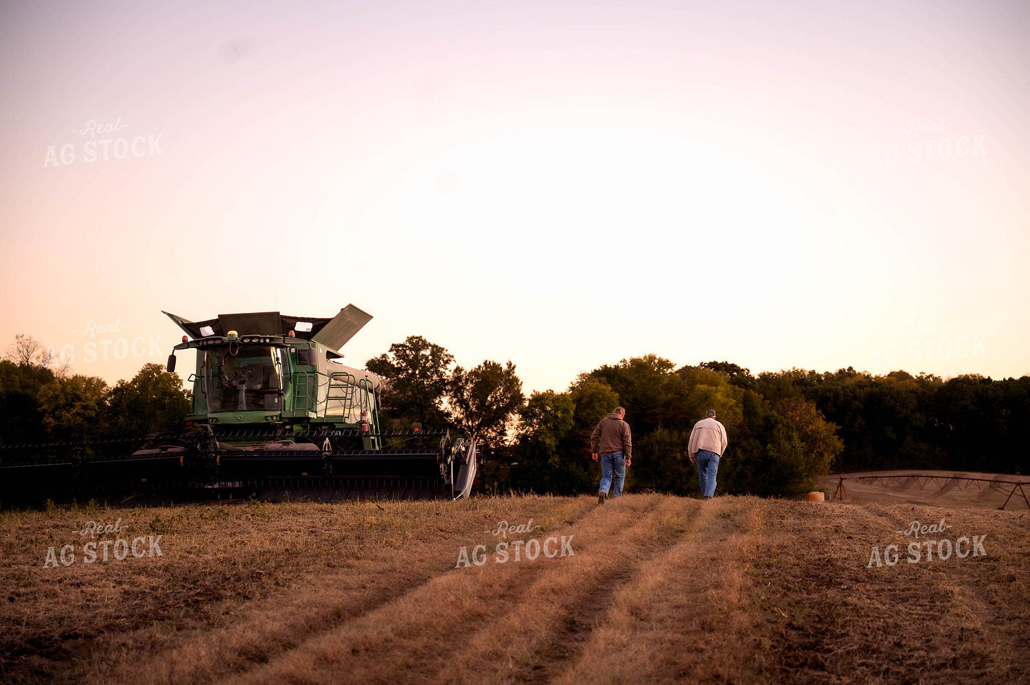Farmers Walking in Field 115443