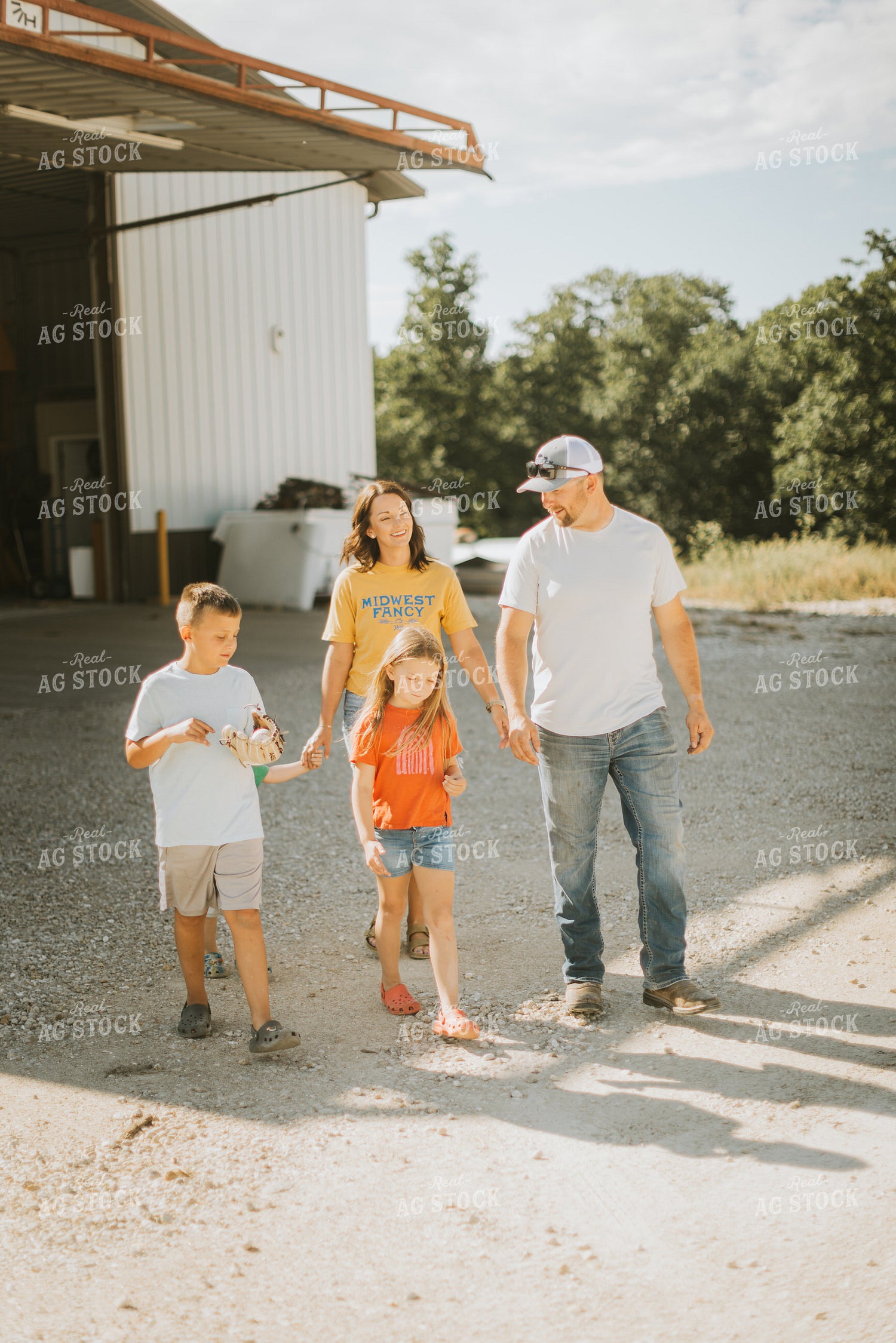 Farm Family by Shop 8717