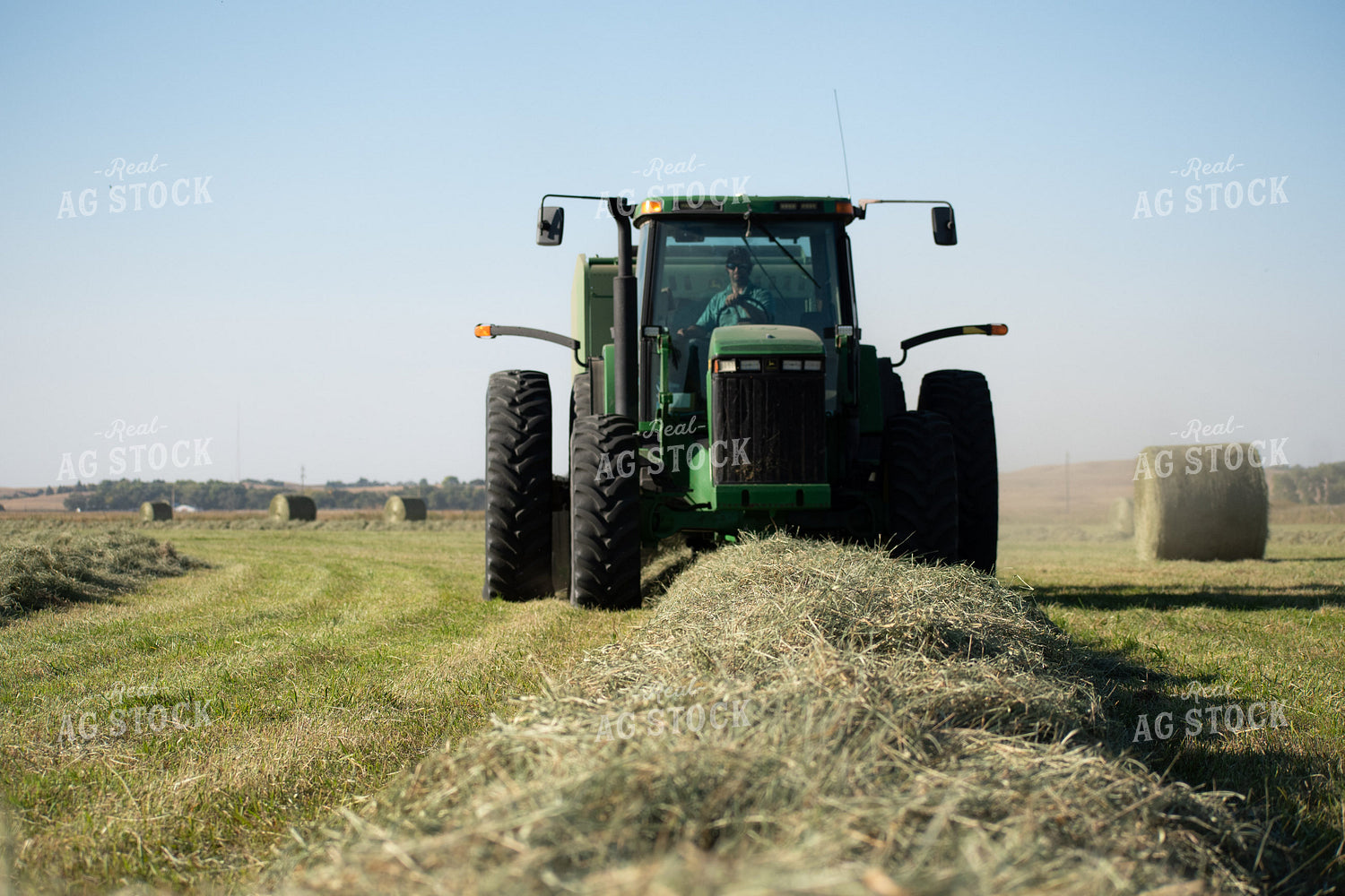 Baling Hay 223029