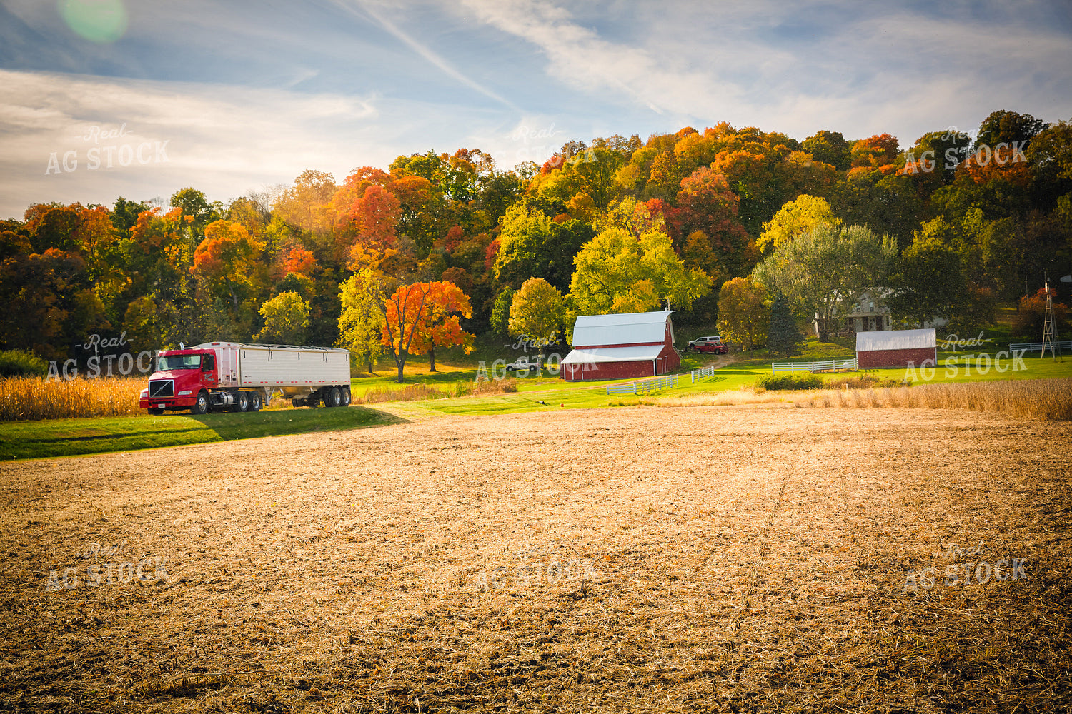Semi by Field in Fall 153018