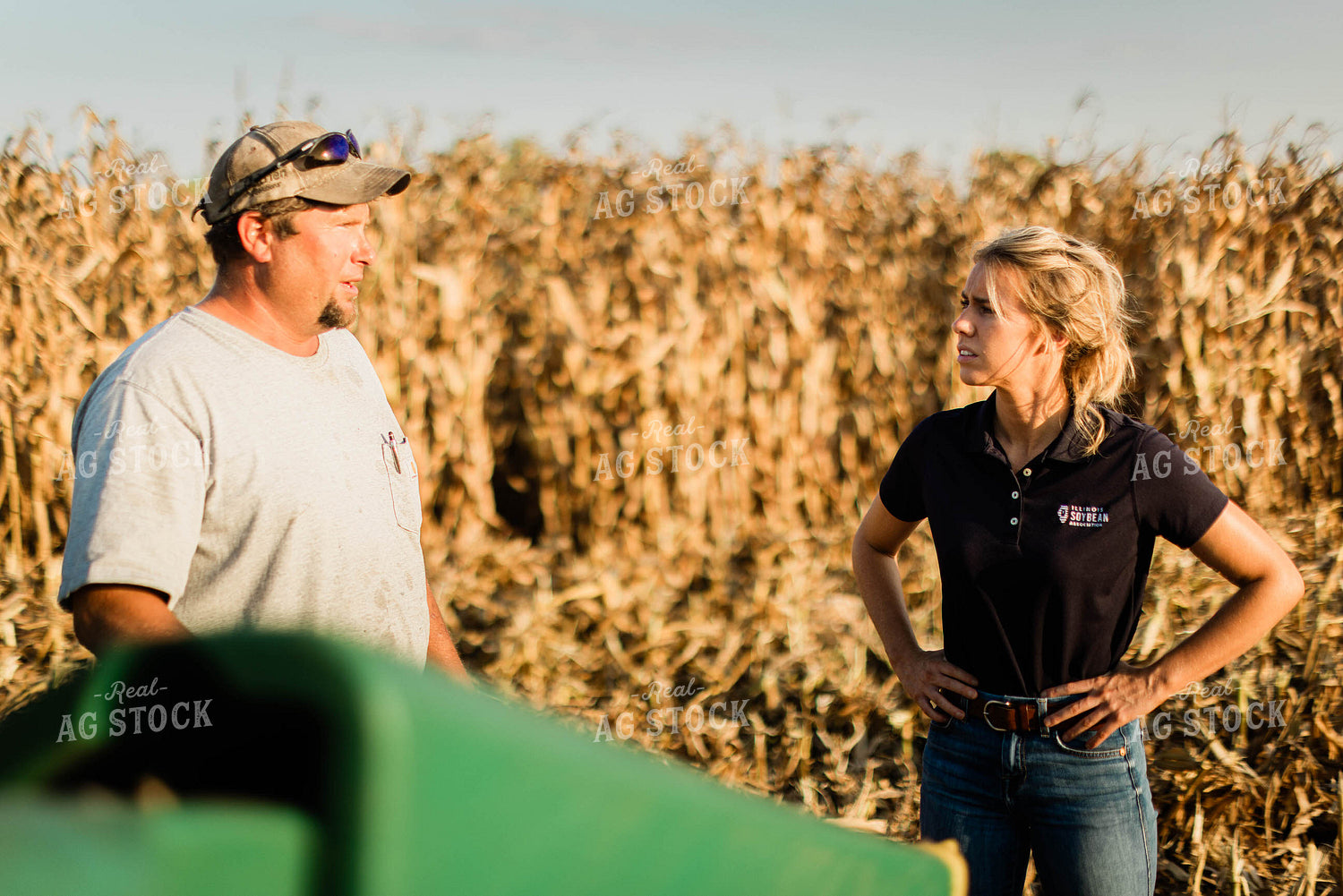 Farmer and Agronomist Talking in Field 8282