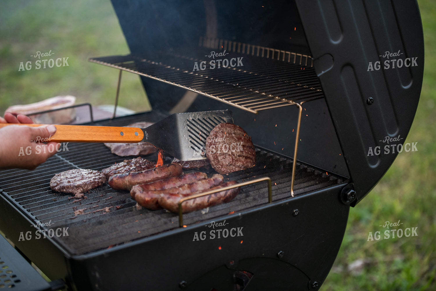 Meat on the Grill 76631