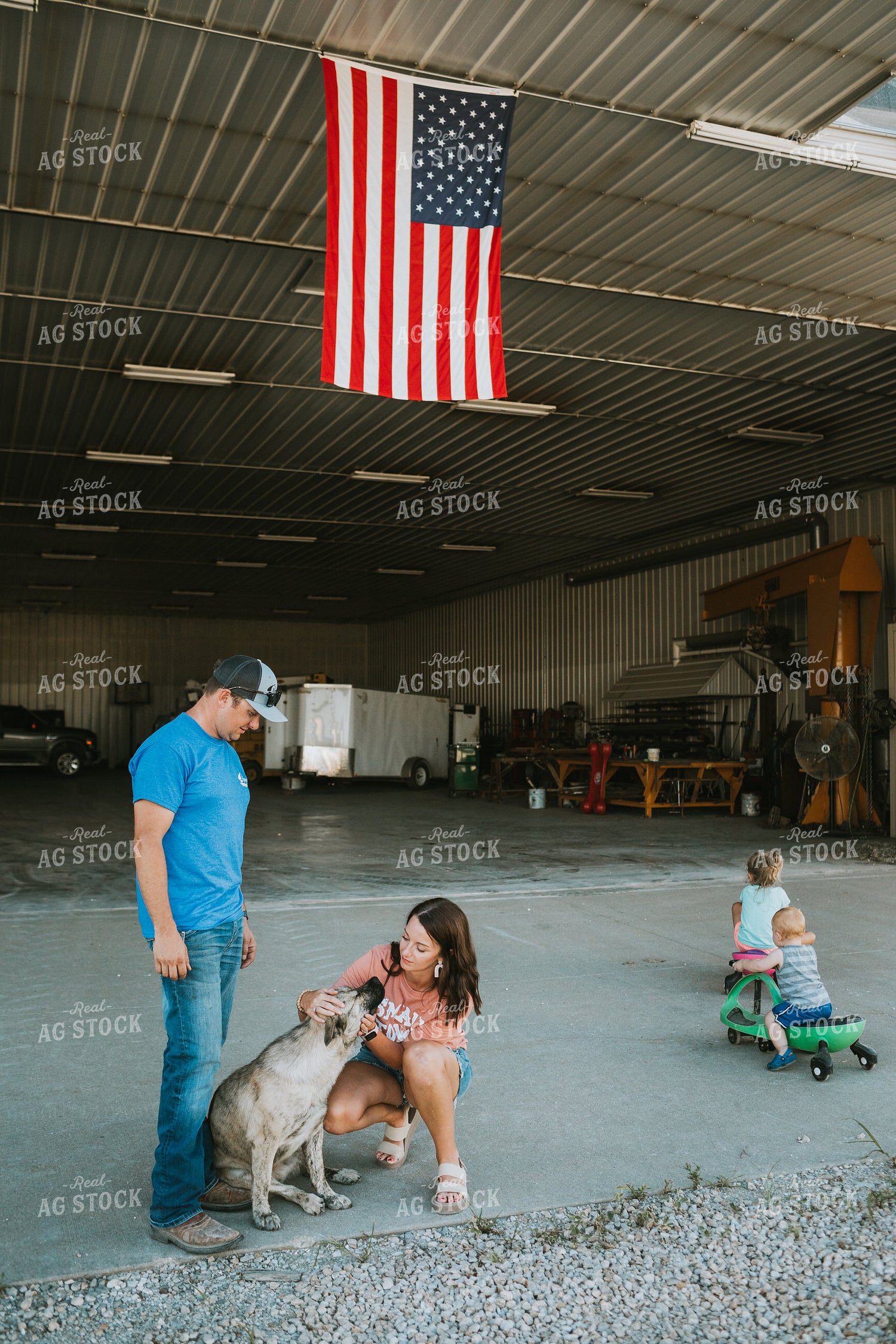Farmer Talking to Wife in Farm Shop 6215