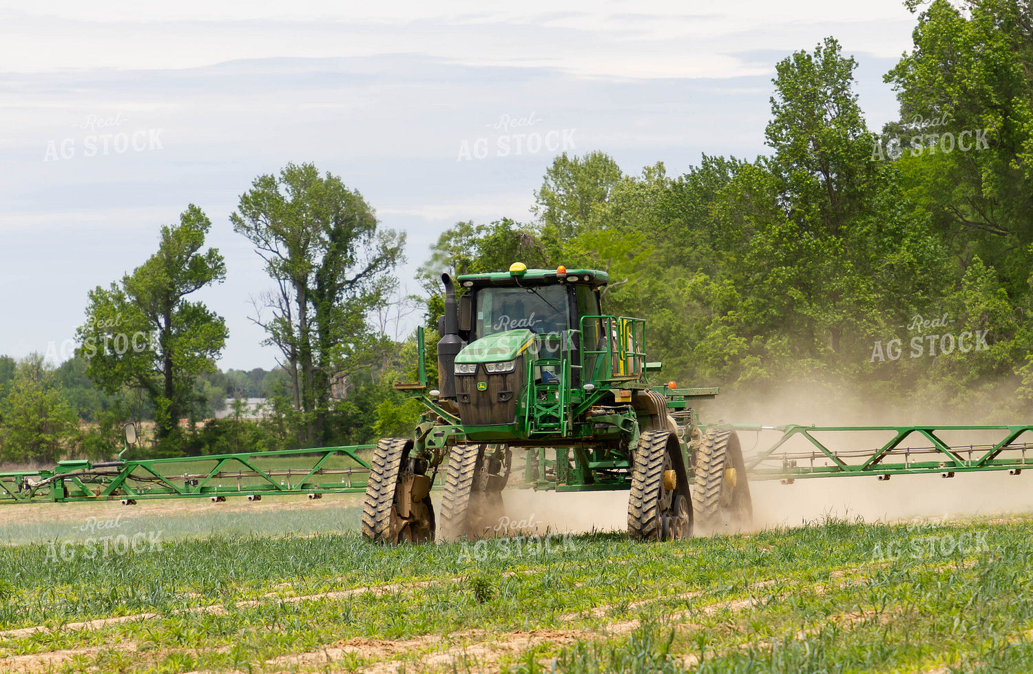 Sprayer in Field 79271