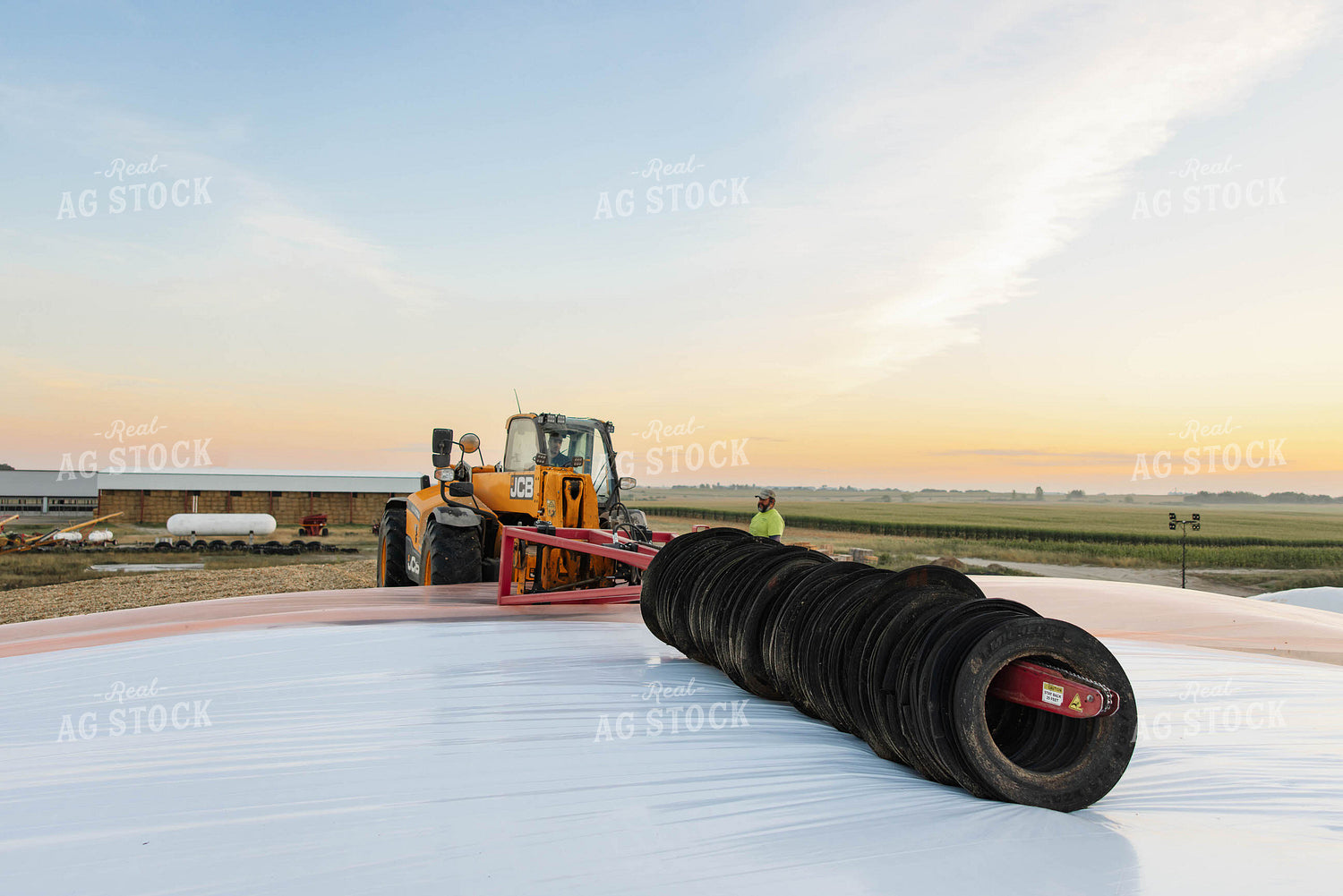 Storing Corn Silage 152563