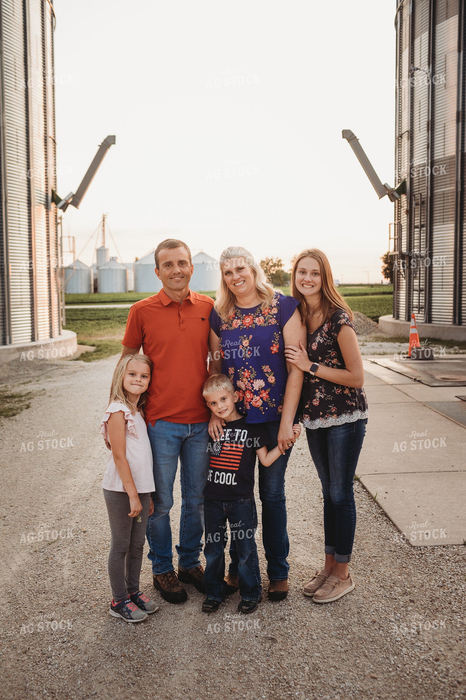 Farm Family with Grain Bins 4621