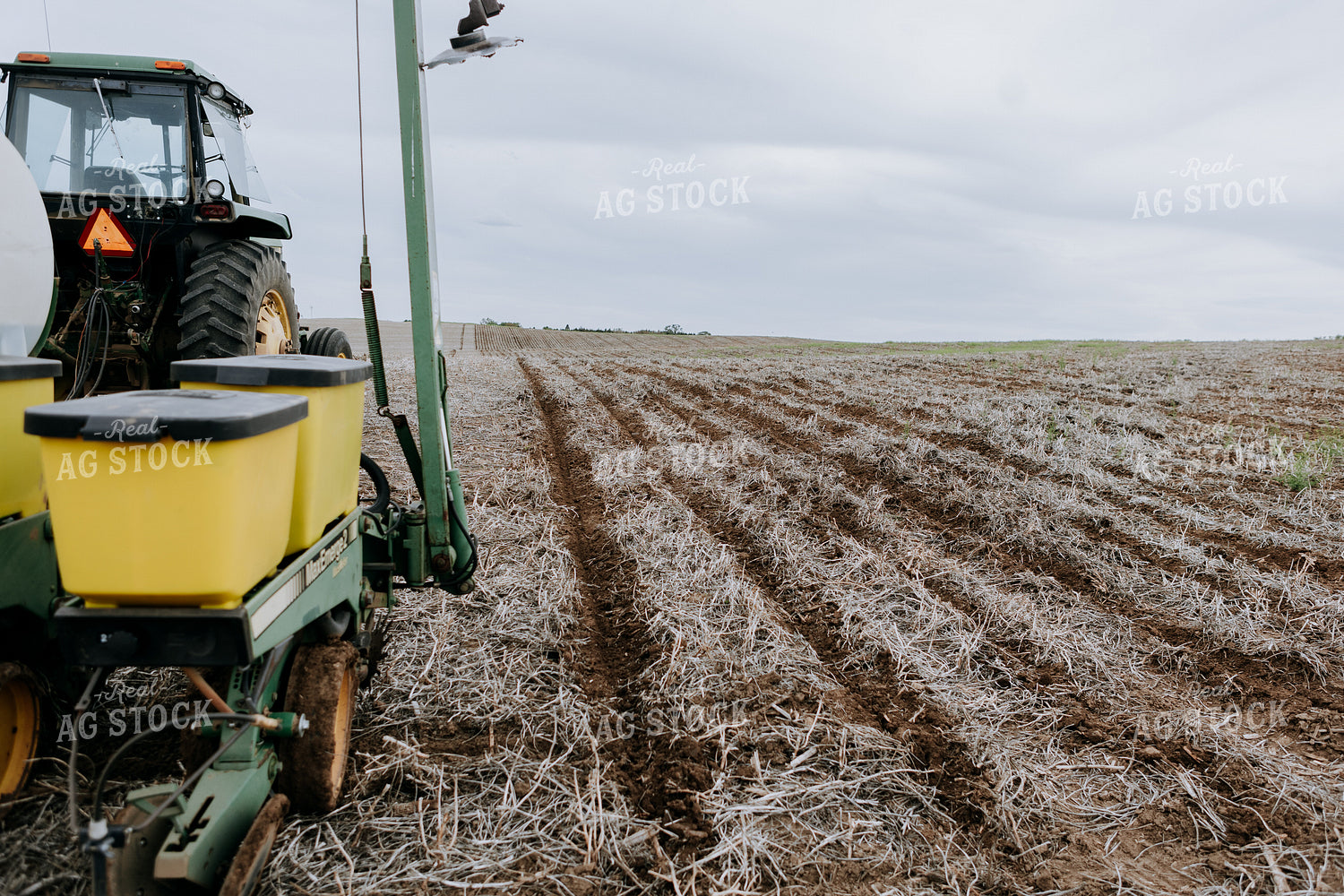 Planter in Field 77074