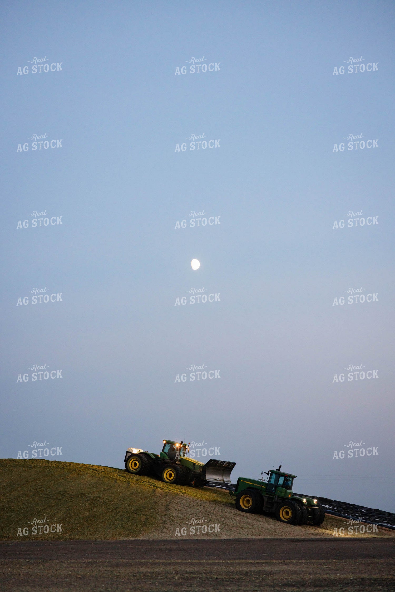 Storing Corn Silage 152560