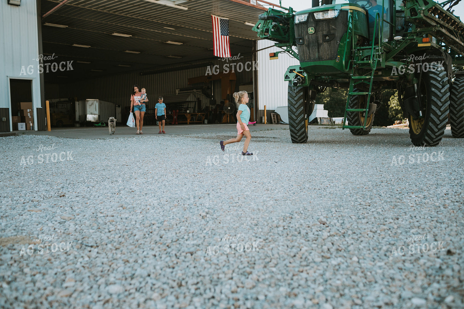 Farm Family Greeting Farmer in Sprayer 6221