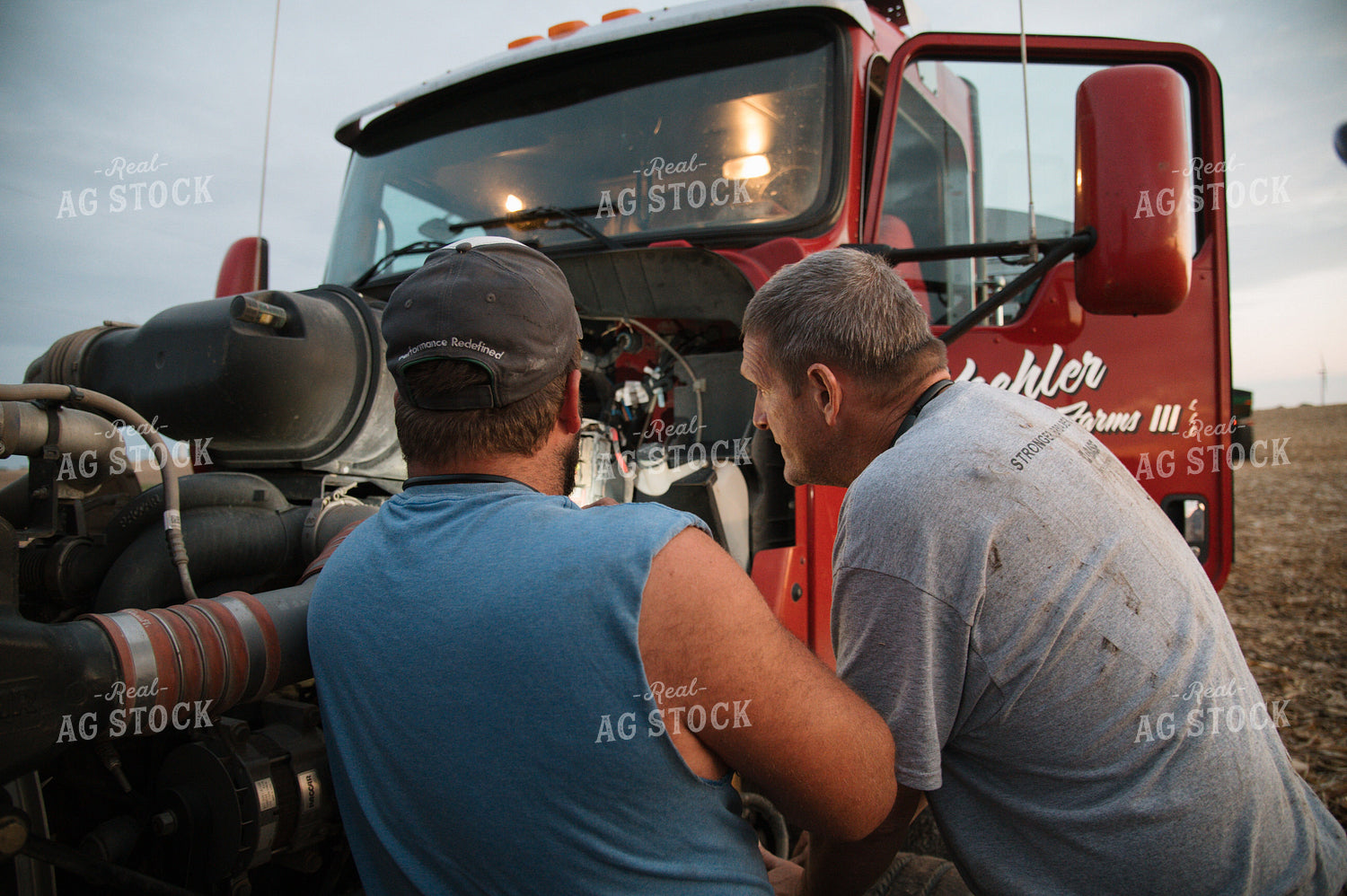Farmers Fixing Semi Truck 26042