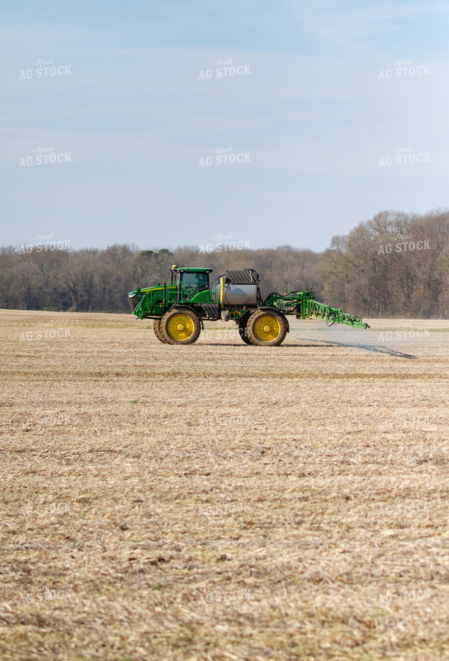 Sprayer in Field 79019