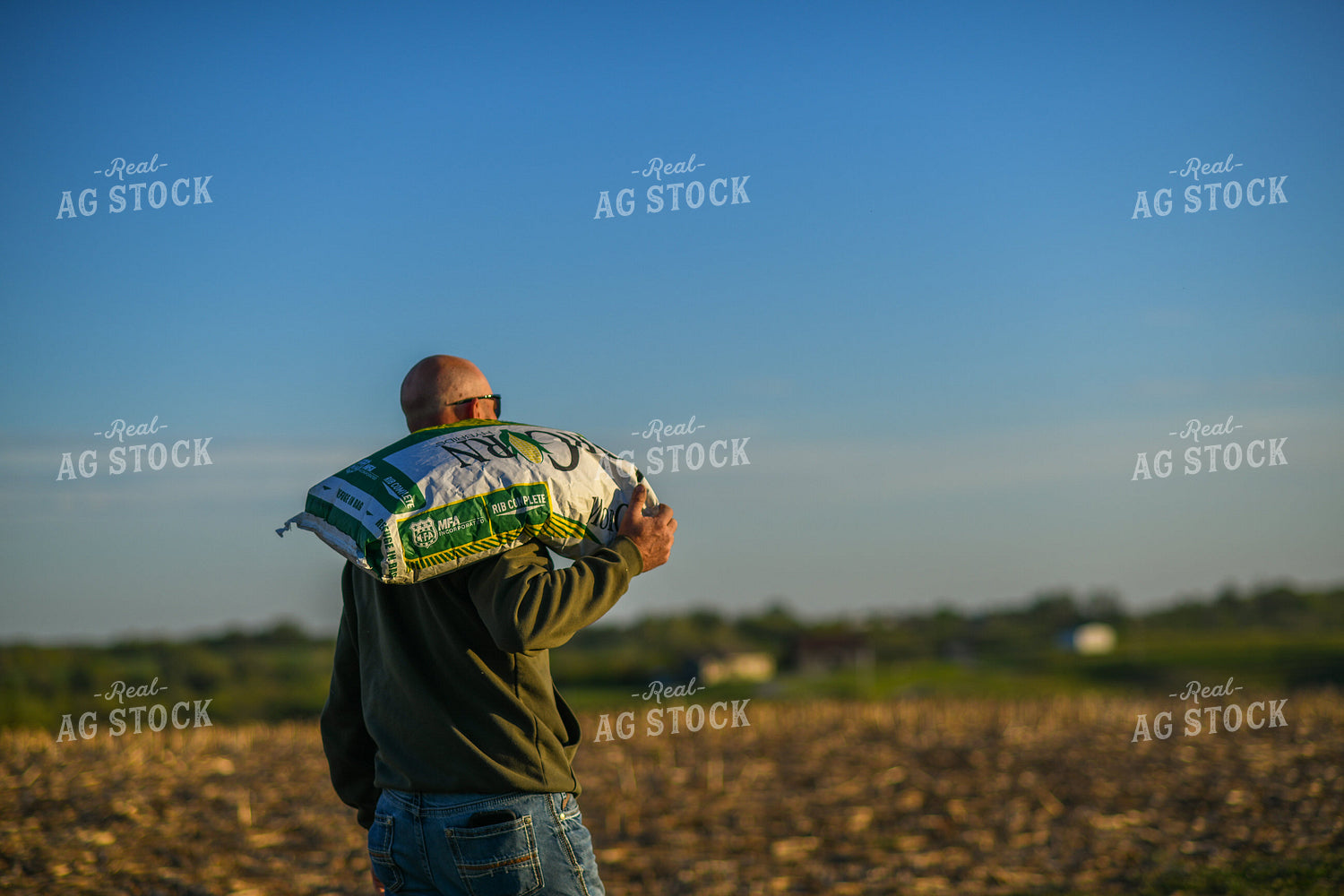 Hauling Seed Corn Bag 191037