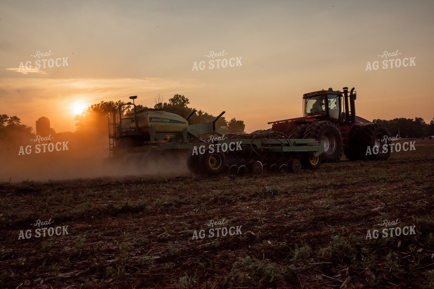 Planting into Cover Crops 76415
