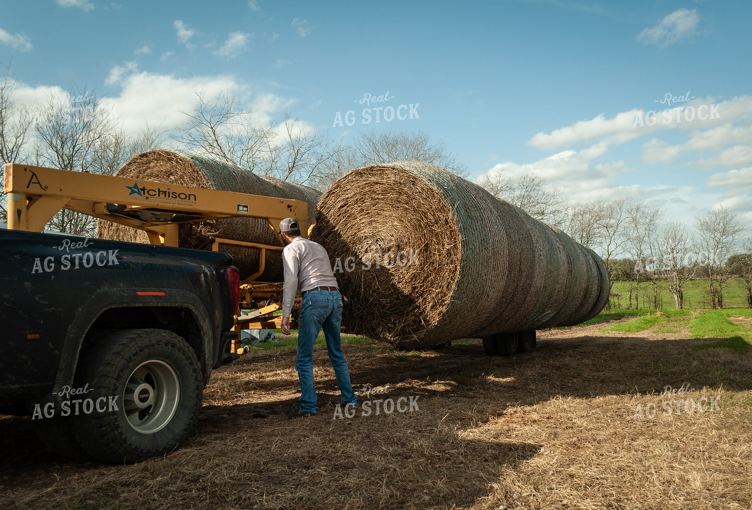 Loading Hay Bales onto Trailer 59077
