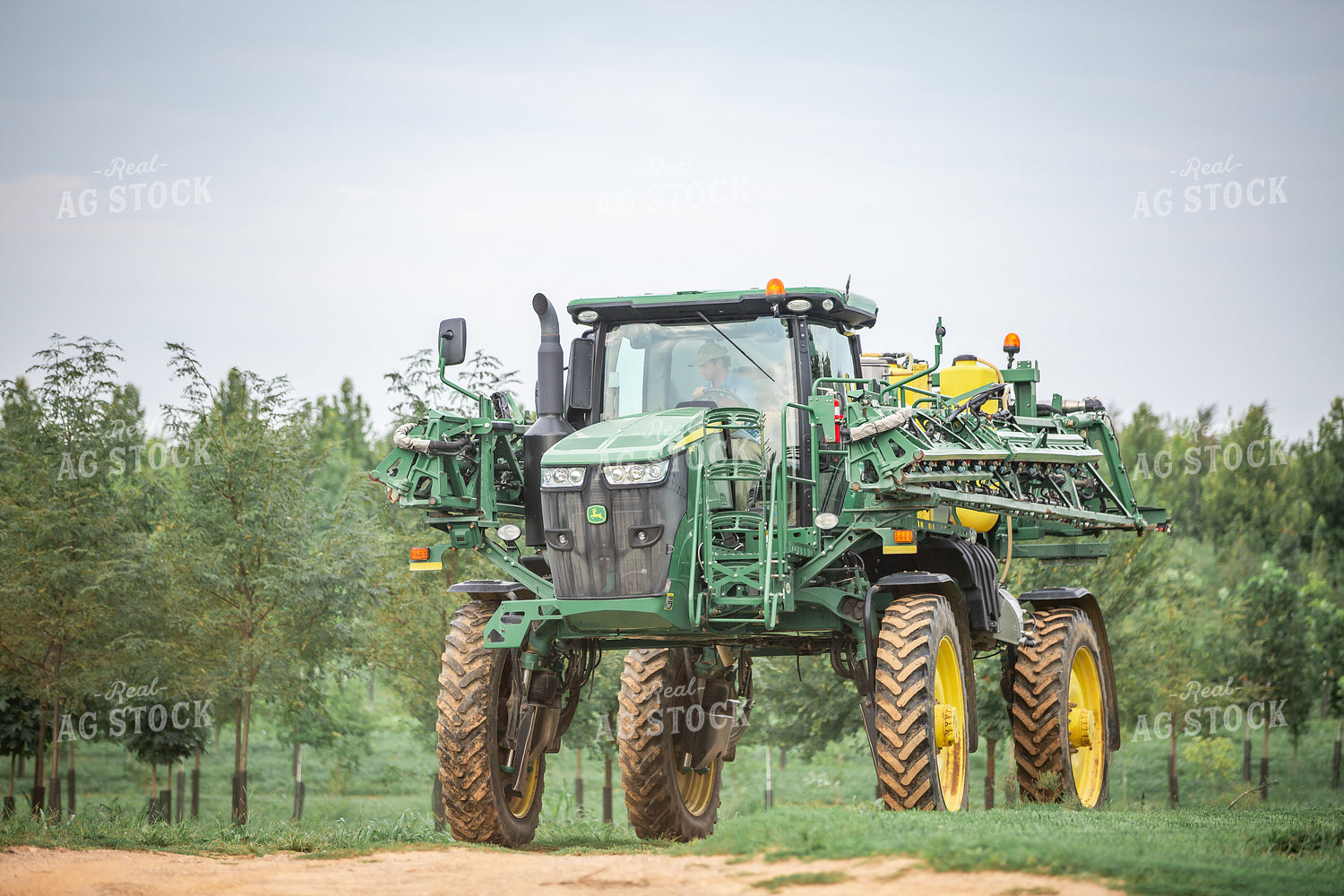 Self-Propelled Sprayer 270324