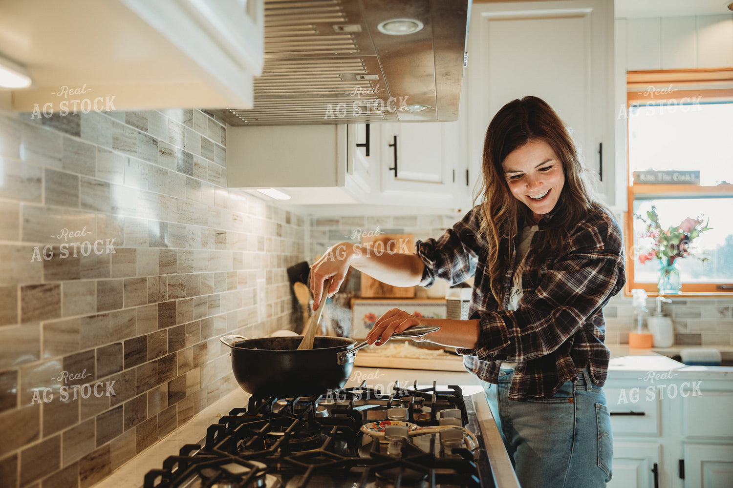 Farm Mom Cooking Dinner 6797