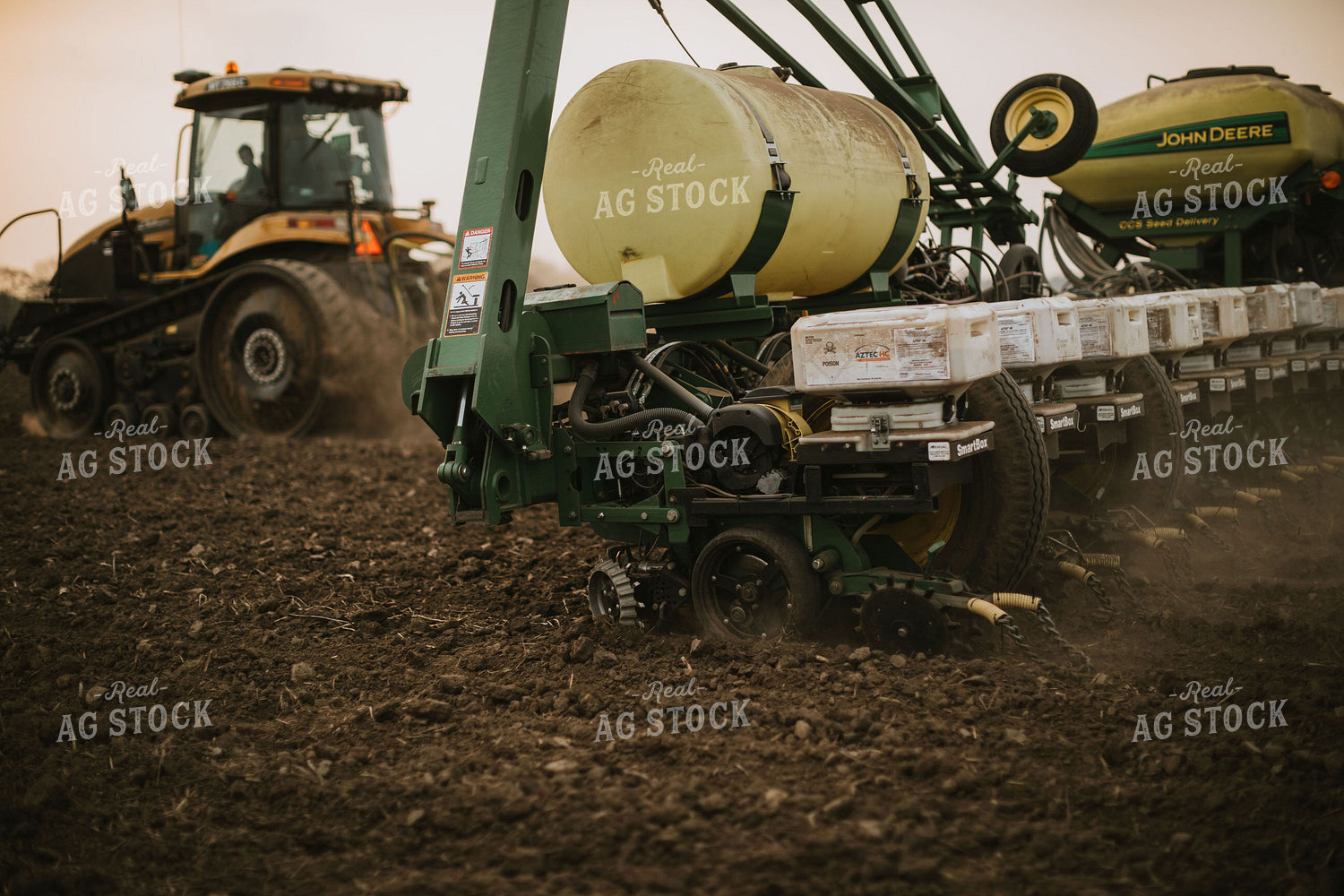 Planter in Field 5697
