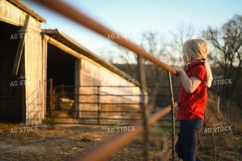Farm Kid on Fence 191022