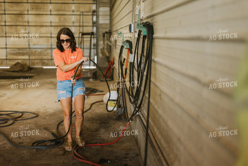 Farm Wife in Shop 8723