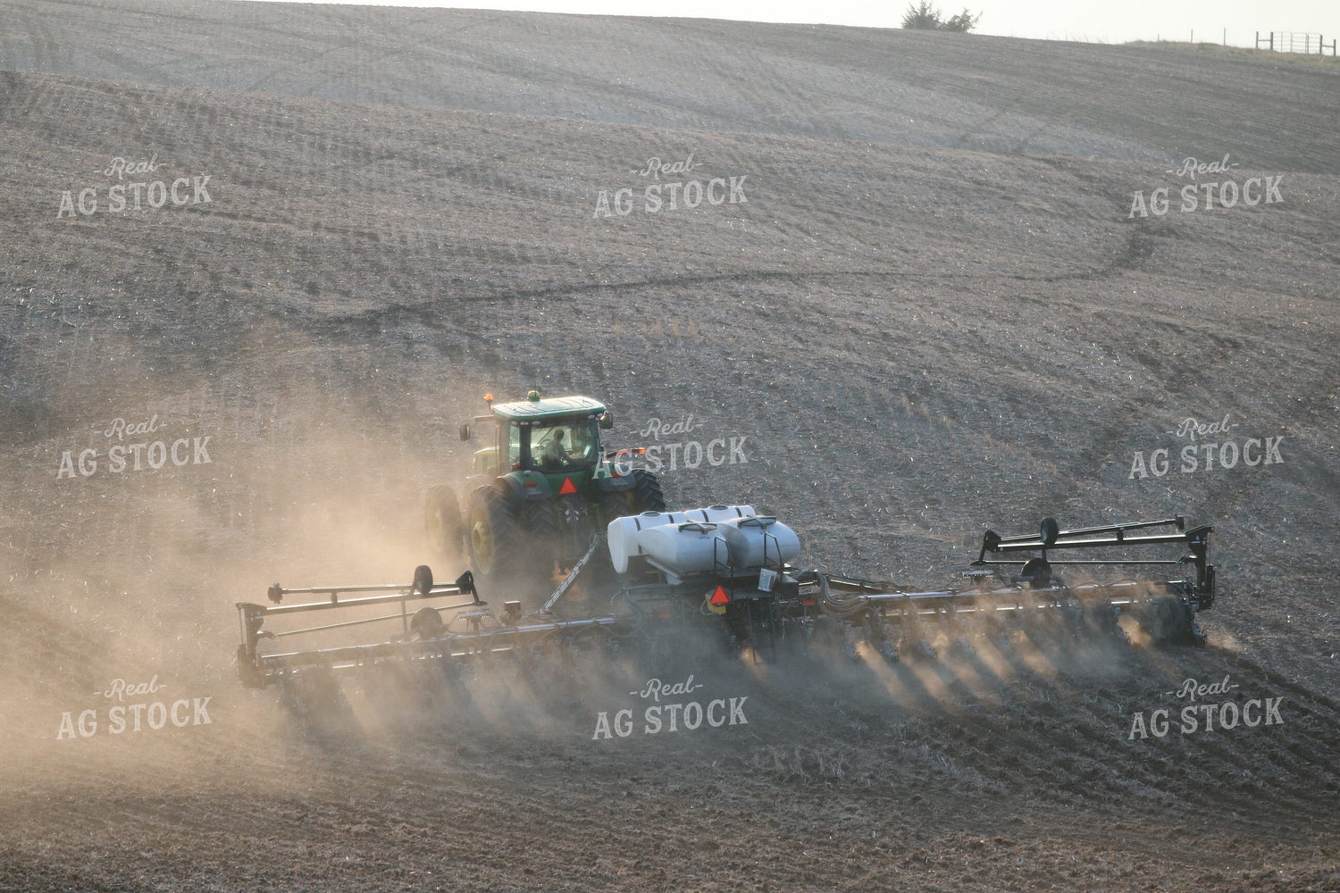 Tractor Strip TIlling 82029