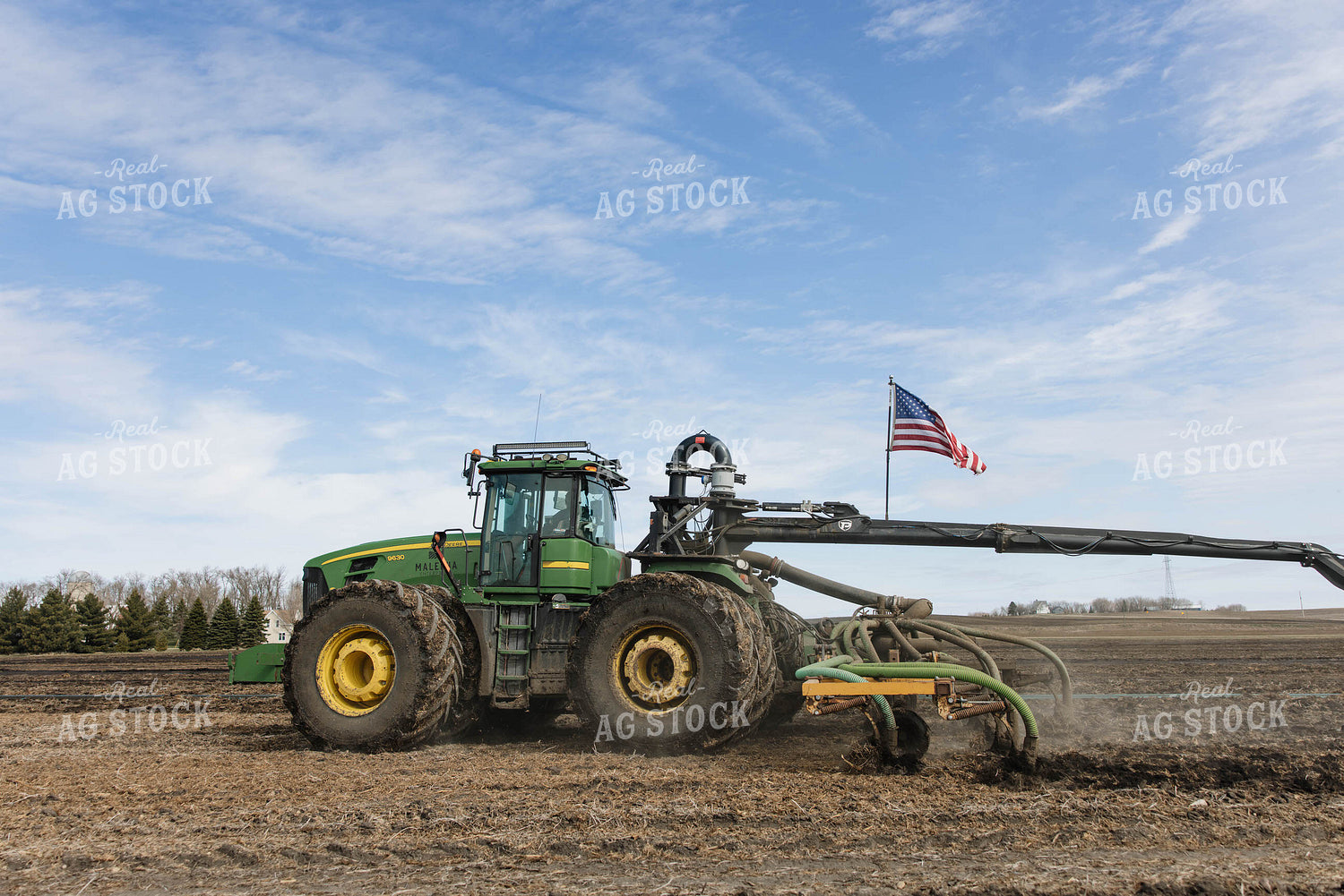Injecting Manure 152735
