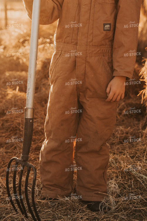 Ranch Kid Doing Chores 61228