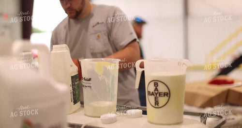 Mixing Chemicals 8690