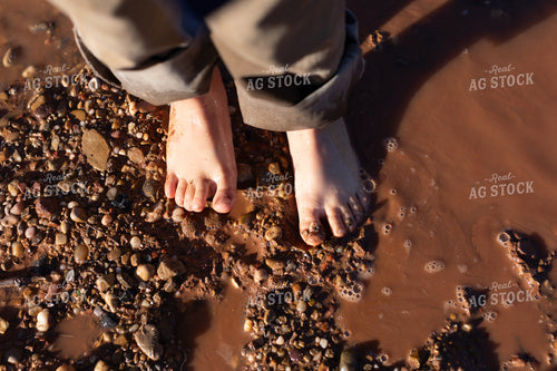 Farm Kid in Puddle 205008
