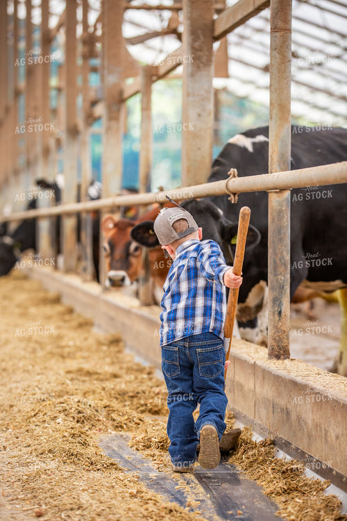Farm Kid Clearing Alley 270025