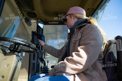 Rancher Operating Loader 70196