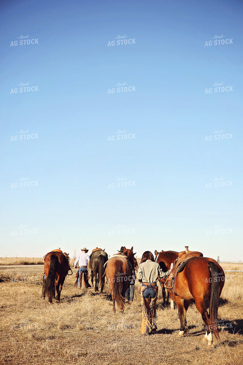 Ranchers with Horses 127072