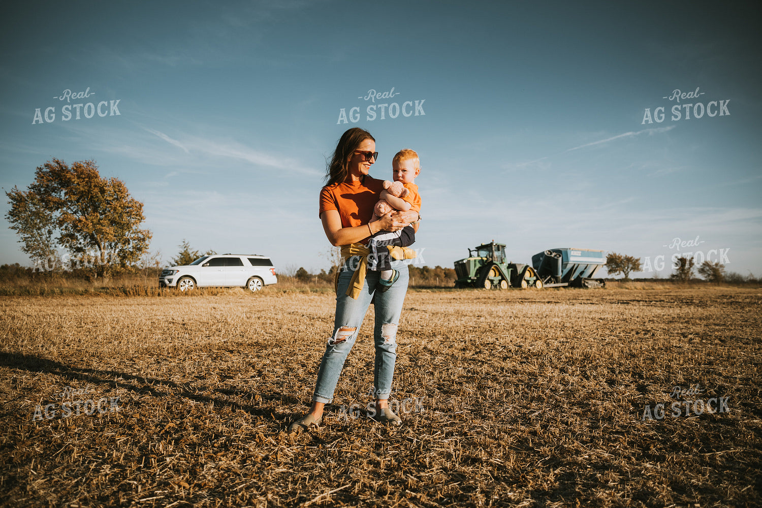 Farm Mom and Kid in soybean Field 7220