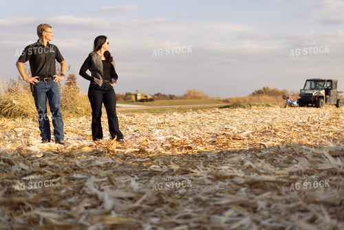 Farm Wife and Farmer in the Field 9475