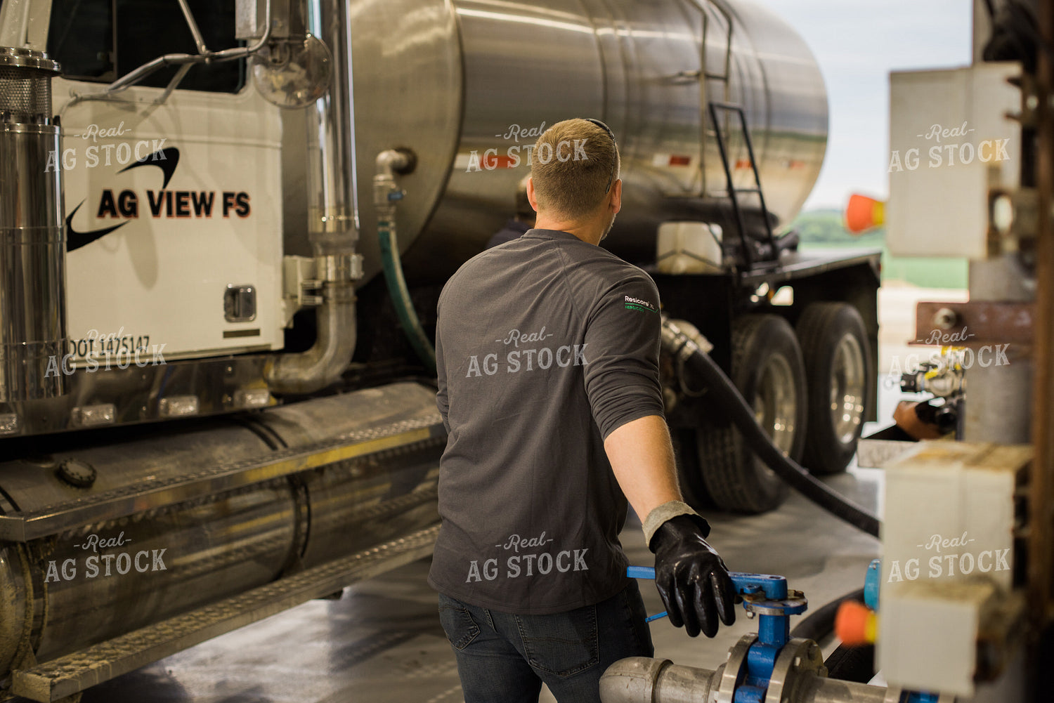 Applicator Filling Truck 7902