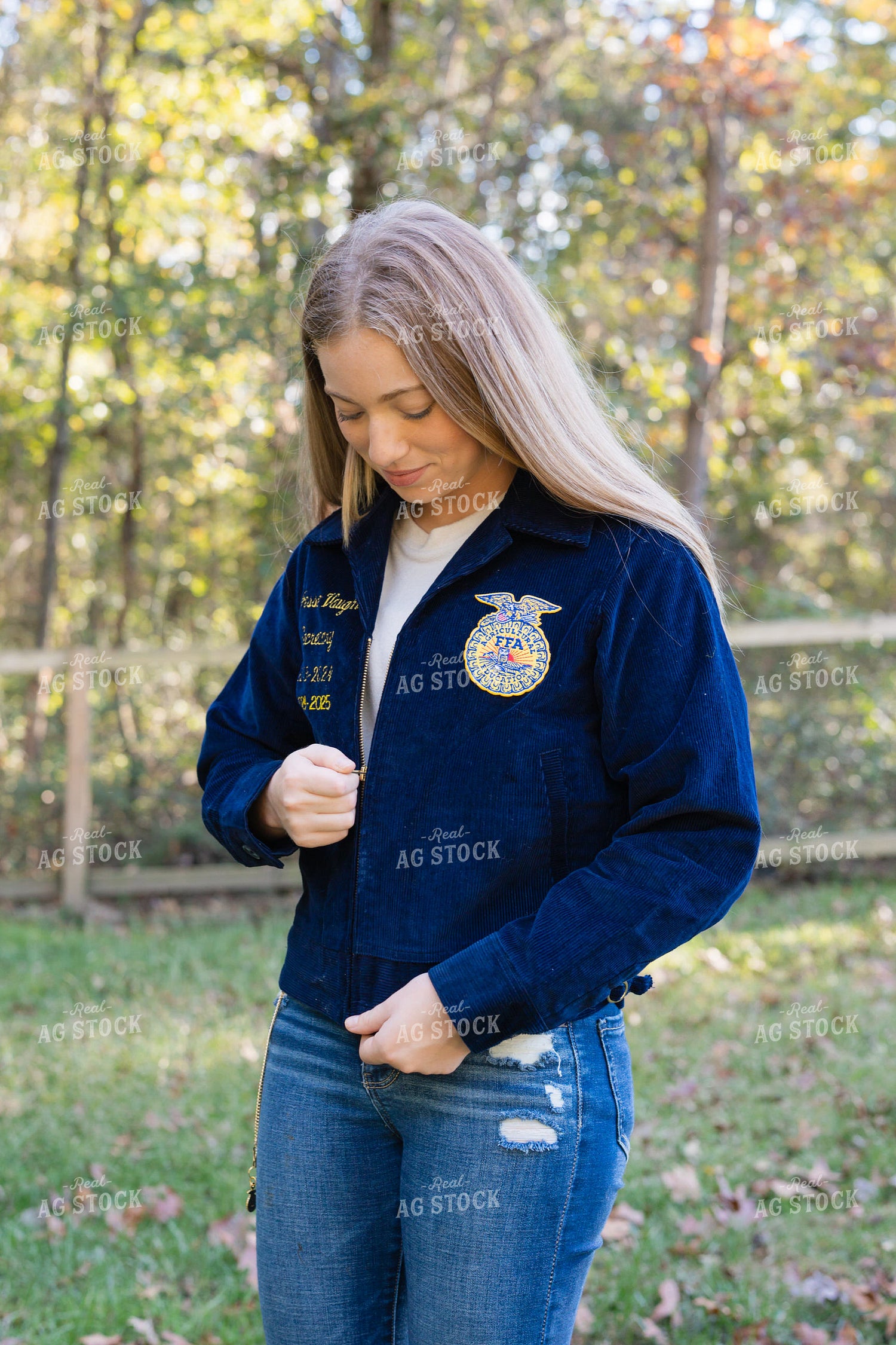 Female FFA Member 295002