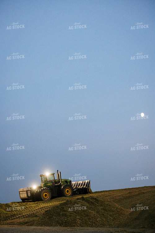 Storing Corn Silage 152561