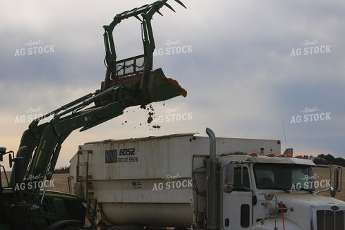 Mixing Feed 82190