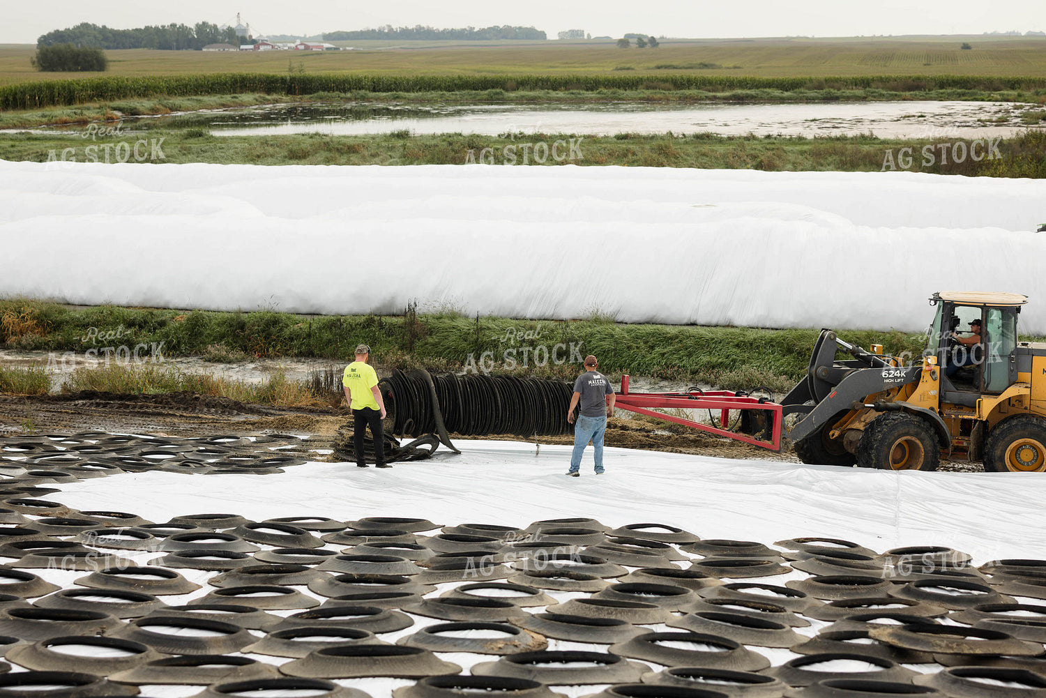 Storing Corn Silage 296014