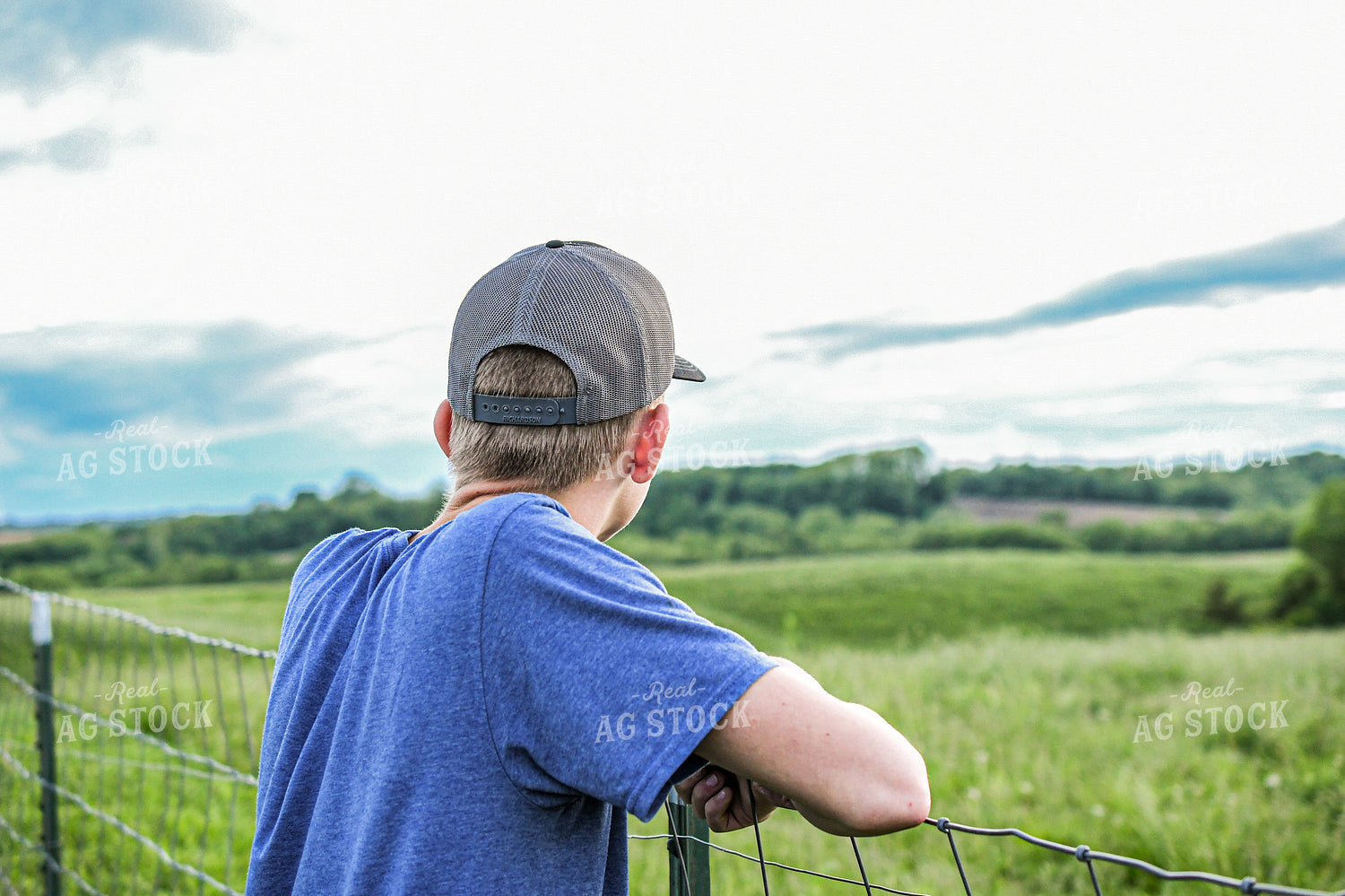 Farm Kid Leaning on Fence 191156