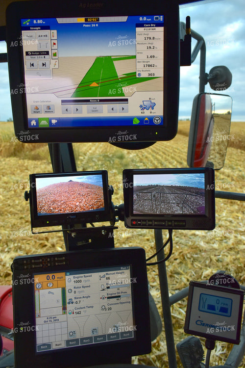 Monitors in Combine Cab 84046