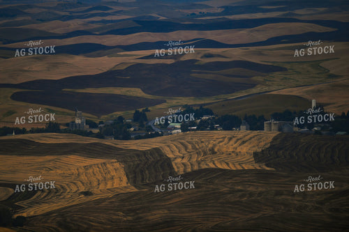 Rural Countryside with Rolling Hills 129043