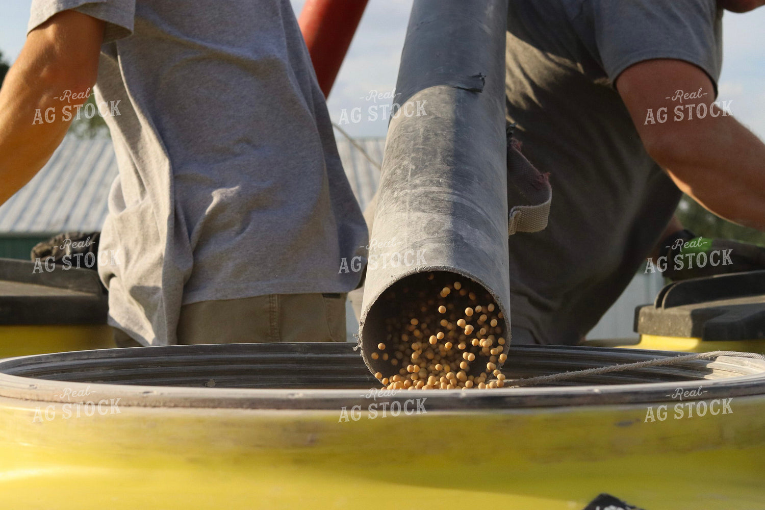 Loading Planter 109102