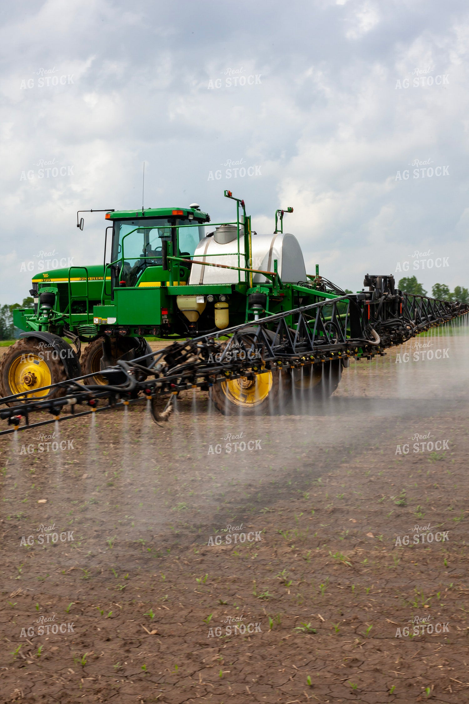 Spraying Corn 132114