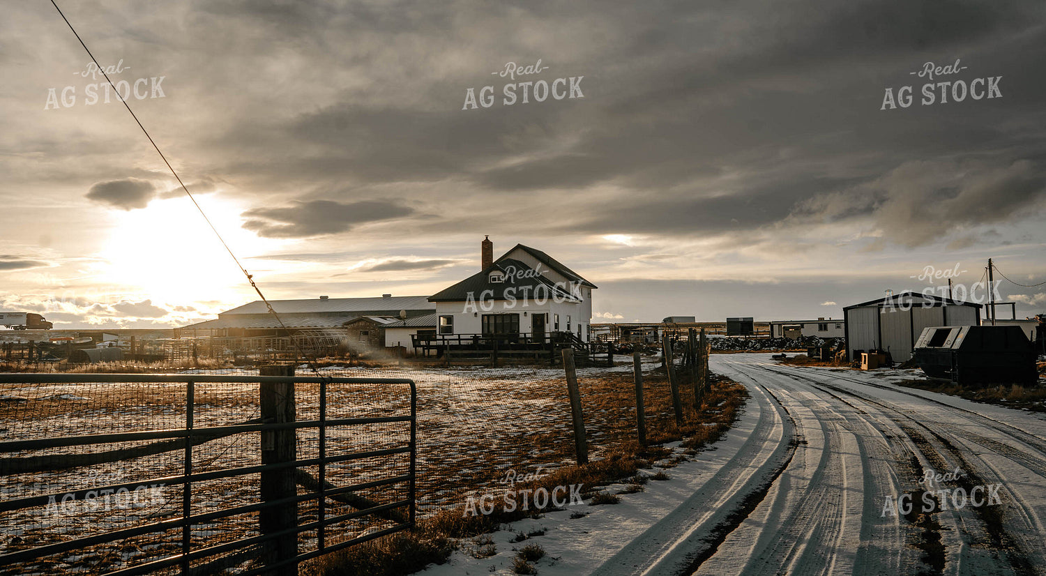 Ranch Home and Yard 58366