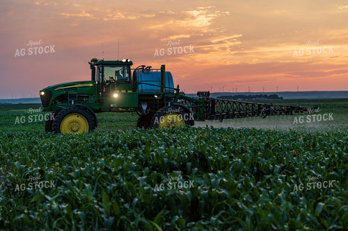 Spraying Corn 72133