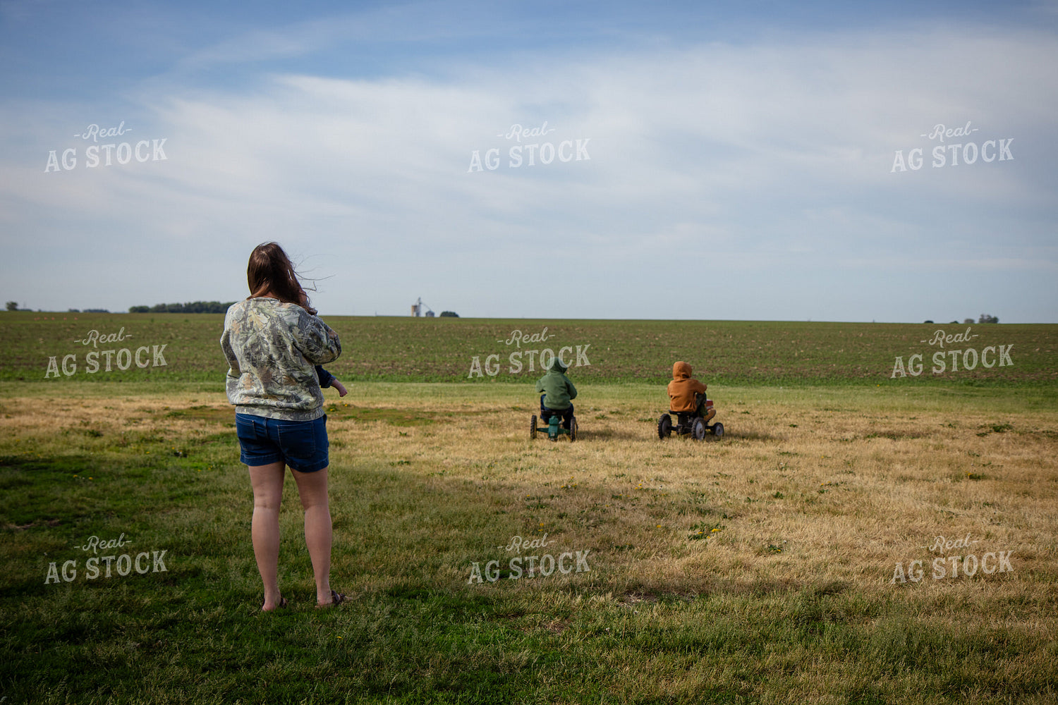 Farm Family Playing Outside 268277